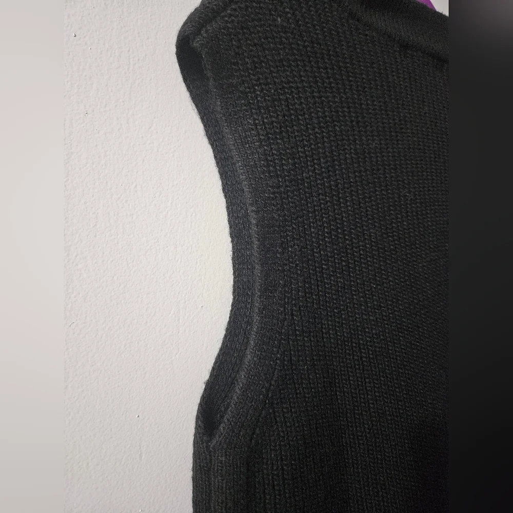 H&M Black Ribbed Knit Vest - Picture 6 of 6